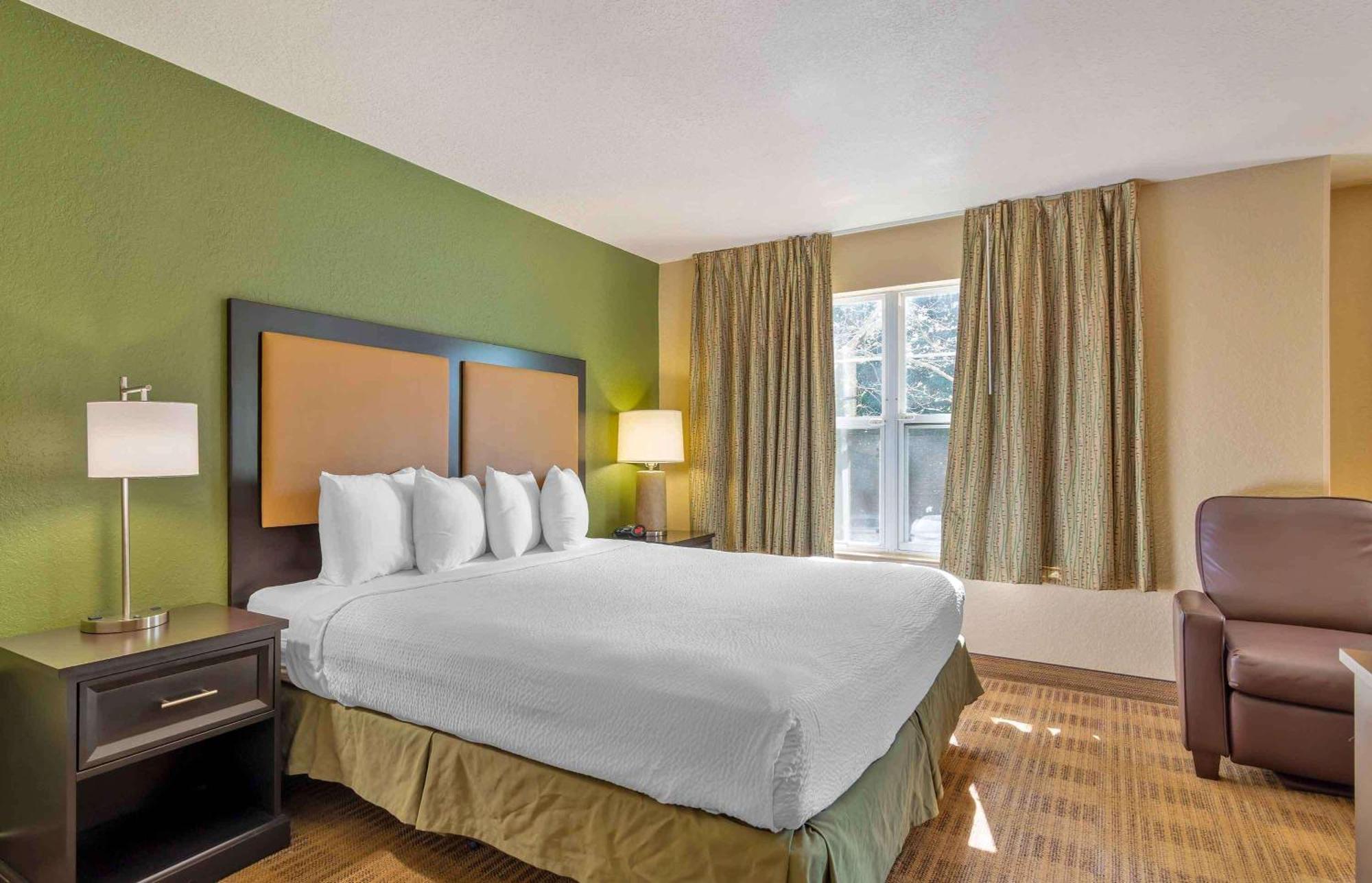 Extended Stay America Select Suites - Orlando - Maitland - Summit Tower Blvd Altamonte Springs Dış mekan fotoğraf