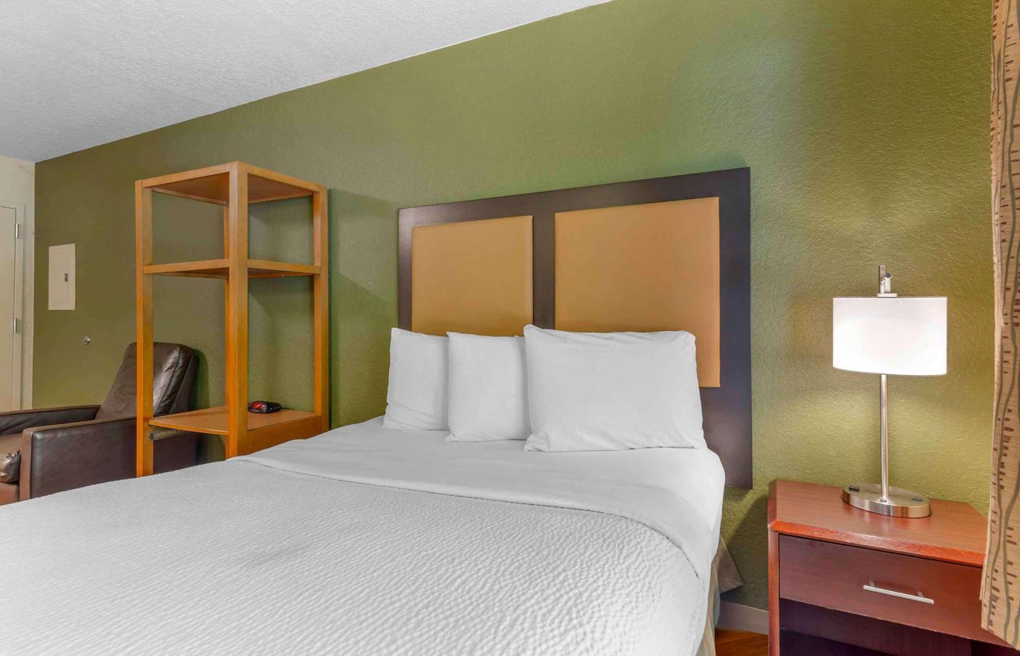 Extended Stay America Select Suites - Orlando - Maitland - Summit Tower Blvd Altamonte Springs Dış mekan fotoğraf